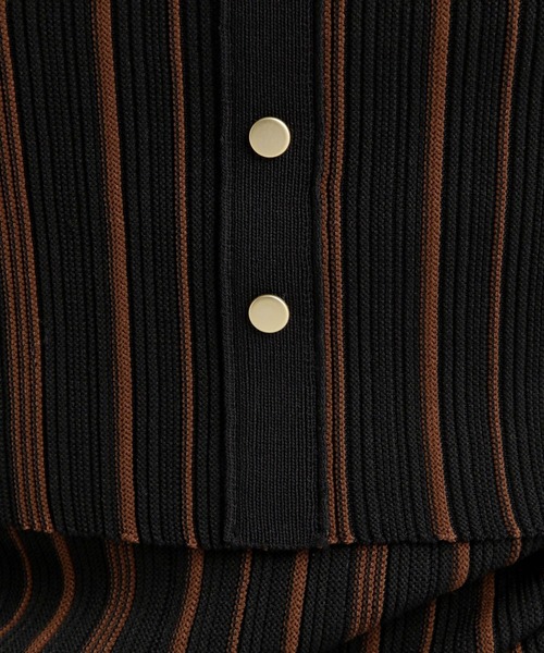 Andemiu（アンデミュウ）の「ストライプオフショルニット574987（ニット/セーター・レディース・ブラック/ベージュ・FREE）」の12枚目の写真