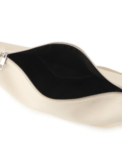 ADAM ET ROPE'(アダムエロペ)の「【WEB限定】・【サステナブル】ムスビショルダーバッグ(ショルダーバッグ・レディース・ブラック/カーキ/オフホワイト・FREE)」の21枚目の写真