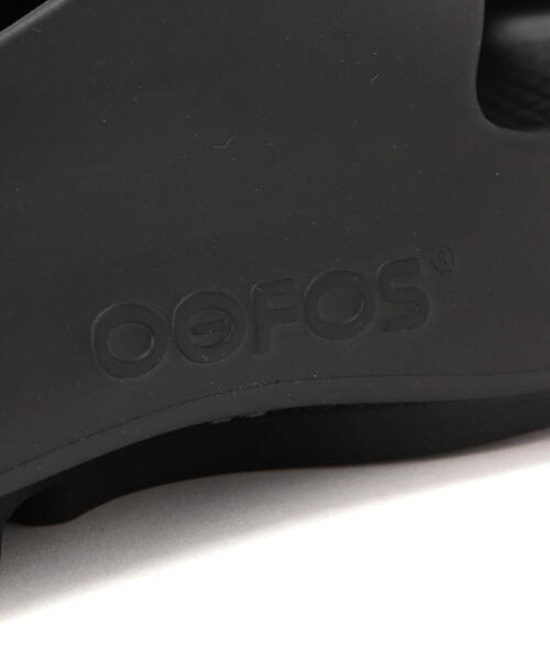 OOFOS(ウーフォス)の「OOFOS/ウーフォス OOYEA ウーヤー リカバリーサンダル(サンダル・メンズ・ブラック・23/24/25/26/27/28)」の16枚目の写真