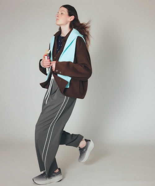 emmi（エミ）の「ロイヤルジーロン・CPOジャケット（チェスターコート・レディース・オリーブ/グレイッシュベージュ/ブラウン・F）」の4枚目の写真