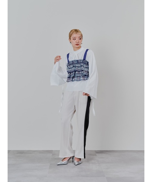 DOLLUPOOPS（ドールアップウップス）の「配色サイドライントラックパンツ（その他パンツ・レディース・カーキ/アイボリー/ネイビー・38）」の4枚目の写真