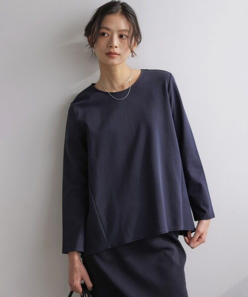 組曲（クミキョク）の「バックフレアロングＴシャツ（Tシャツ/カットソー・レディース・ホワイト系/ネイビー系/グレー系・3/2）」の4枚目の写真