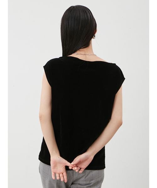 Mila Owen(ミラオーウェン)の「ボートネックフロッキーベロアプルオーバー(Tシャツ/カットソー・レディース・ブラック/ピンク/ベージュ・0/1)」の7枚目の写真