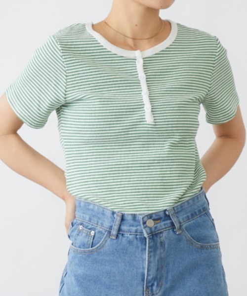 mebole(メボレ)の「ヘンリーネックボーダーリブカットソー(Tシャツ/カットソー・レディース・グリーン・FREE)」の3枚目の写真