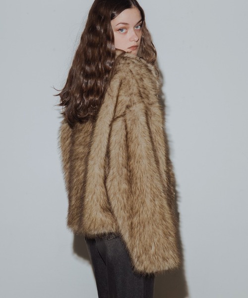 Mili affinity（ミリアフィニティー）の「フェイクファーダブルジップジャケット（ブルゾン・レディース・グレー系/ブラウン系2/ブラウン系1/ブラック/ベージュ系/ブラウン・FREE）」の13枚目の写真