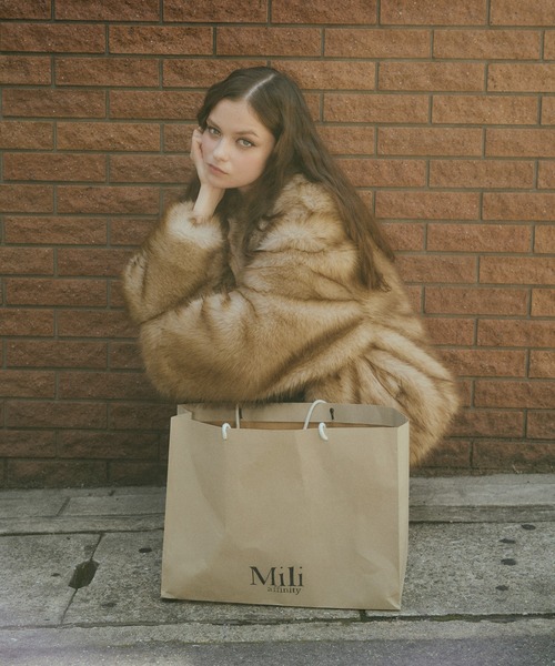 Mili affinity（ミリアフィニティー）の「フェイクファーダブルジップジャケット（ブルゾン・レディース・グレー系/ブラウン系2/ブラウン系1/ブラック/ベージュ系/ブラウン・FREE）」の16枚目の写真