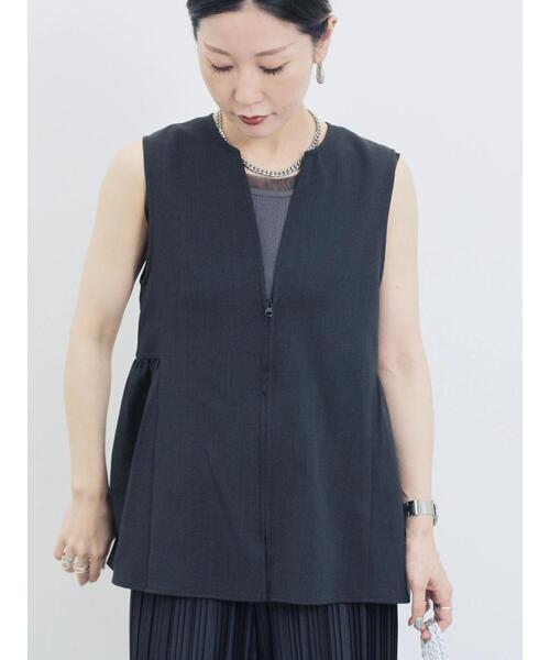 Samansa Mos2 blue（サマンサモスモスブルー）の「ジップベスト（シャツ/ブラウス・レディース・ブラウン/カーキ/ブラック・F）」の4枚目の写真