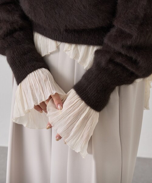 RIVE DROITE(リヴドロワ)の「【着映え◎】ヨウリュウラッフルブラウス(シャツ/ブラウス・レディース・アイボリー/ブラック・FREE)」の2枚目の写真