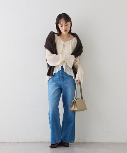 RIVE DROITE(リヴドロワ)の「【着映え◎】ヨウリュウラッフルブラウス(シャツ/ブラウス・レディース・アイボリー/ブラック・FREE)」の10枚目の写真