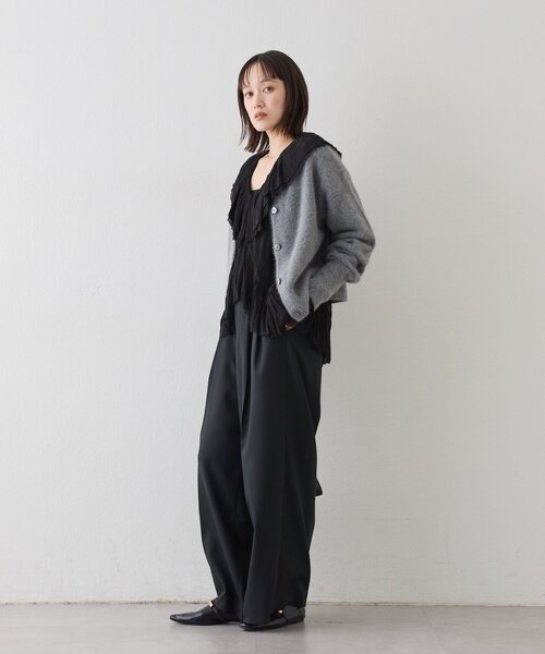 RIVE DROITE(リヴドロワ)の「【着映え◎】ヨウリュウラッフルブラウス(シャツ/ブラウス・レディース・アイボリー/ブラック・FREE)」の22枚目の写真