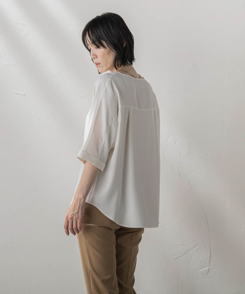 la.f…(ラエフ)の「バックサテンジョーゼットブラウス≪洗濯機で洗える≫(シャツ/ブラウス・レディース・ホワイト/ライトブルー/ブラック・9号)」の15枚目の写真