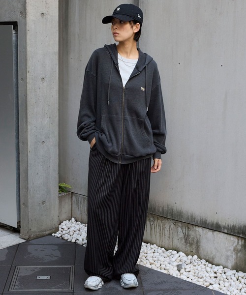 PENNEYS(ぺニーズ)の「PENNEYS/ペニーズ 別注 THE FOX ロゴ ワンポイント刺繍 ヴィンテージ加工 ヘビーワッフル オーバーサイズジップパーカー(パーカー・メンズ・ネイビー/ワイン/ブラック/グレー/ブラウン・L/M/S)」の21枚目の写真