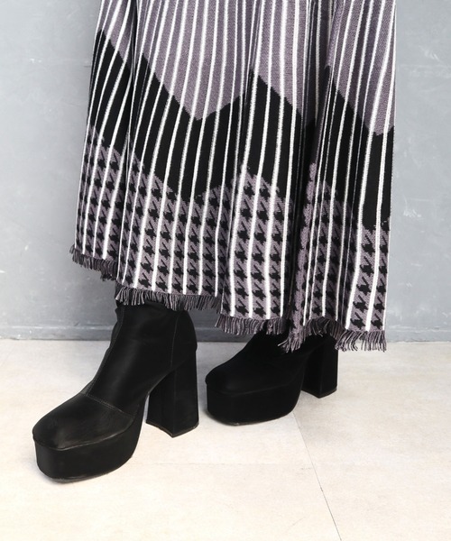 CECIL McBEE（セシルマクビー）の「プリーツジャガード裾フリンジスカート（スカート・レディース・チャコールグレー/ブラック・MEDIUM）」の9枚目の写真