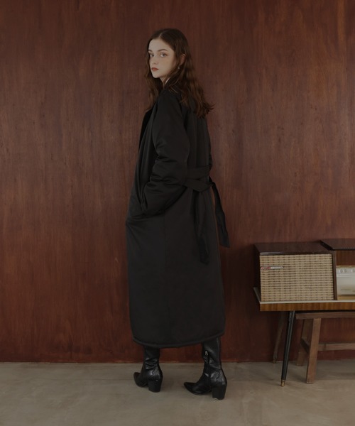 Mili affinity(ミリアフィニティー)の「中綿トレンチコートアウタージャケット(トレンチコート・レディース・ベージュ/ブラック・FREE)」の14枚目の写真