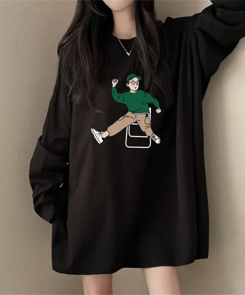 LETee(レティー)の「ルーズフィットカットソートップス(Tシャツ/カットソー・レディース・ブラック/ホワイト/ライトグレー/ネイビー・FREE)」の2枚目の写真
