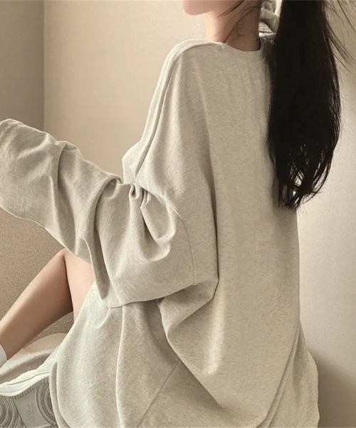 LETee(レティー)の「ルーズフィットカットソートップス(Tシャツ/カットソー・レディース・ブラック/ホワイト/ライトグレー/ネイビー・FREE)」の8枚目の写真