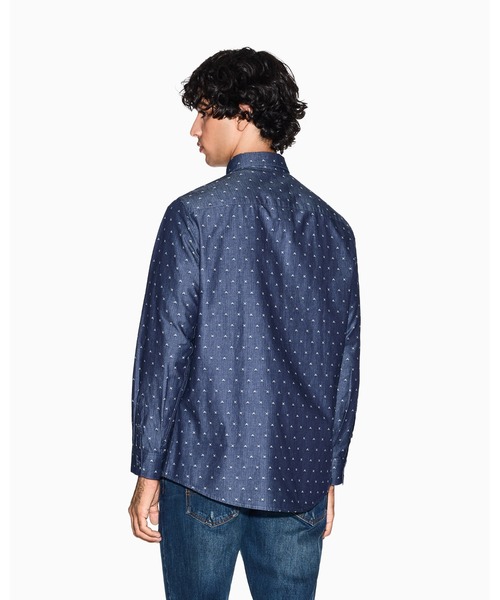 ARMANI EXCHANGE(アルマーニエクスチェンジ)の「【A|X アルマーニ エクスチェンジ】オールオーバーロゴ 長袖シャツ/REGULAR(シャツ/ブラウス・メンズ・インディゴブルー・X-LARGE/SMALL/MEDIUM/LARGE/X-SMALL)」の2枚目の写真