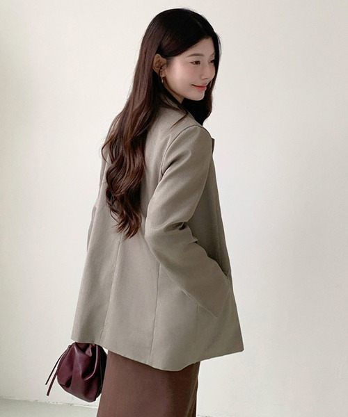 by LEGNA（バイレグナ）の「テーラードジャケット（テーラードジャケット・レディース・グレー/ブラック/グレイッシュベージュ・MEDIUM/LARGE）」の8枚目の写真