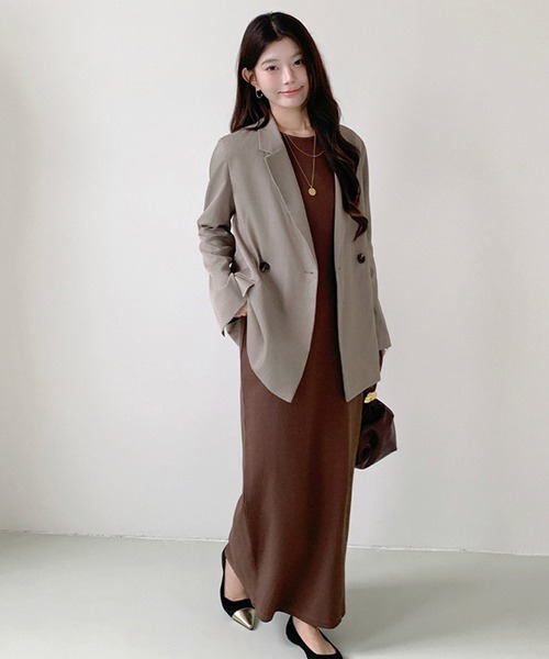 by LEGNA（バイレグナ）の「テーラードジャケット（テーラードジャケット・レディース・グレー/ブラック/グレイッシュベージュ・MEDIUM/LARGE）」の5枚目の写真