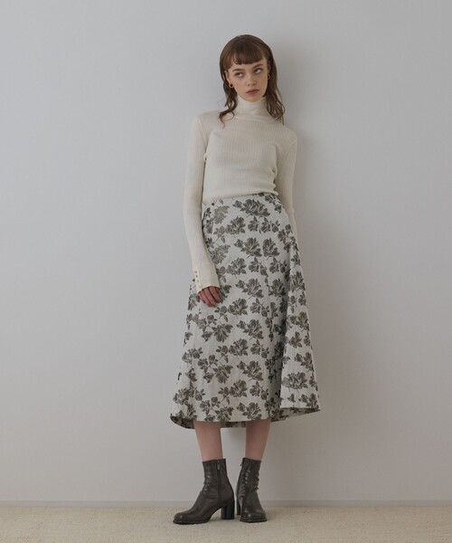セール】ラメフラワージャガードフレアスカート（スカート）｜GRACE