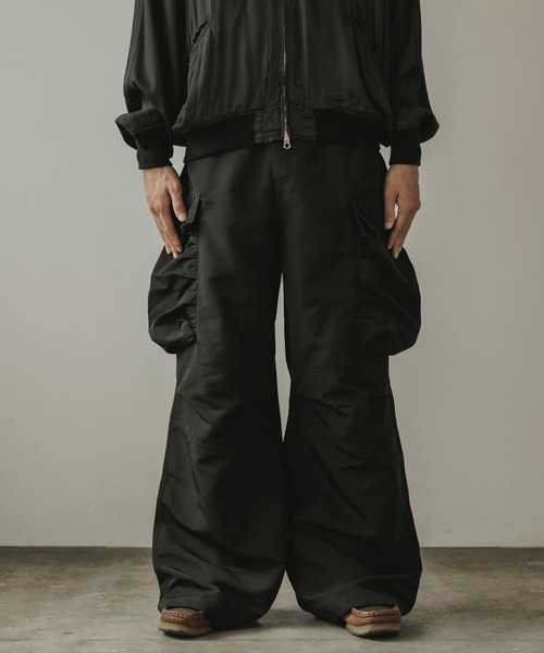 ALL RUNS（オールランズ）の「Wide-Silhouette Cargo Pants / ワイドシルエット カーゴパンツ（カーゴパンツ・メンズ・ブラック・M/L）」の7枚目の写真