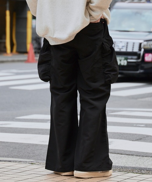 ALL RUNS（オールランズ）の「Wide-Silhouette Cargo Pants / ワイドシルエット カーゴパンツ（カーゴパンツ・メンズ・ブラック・M/L）」の16枚目の写真