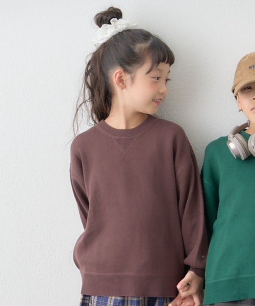 CIAOPANIC TYPY（チャオパニックティピー）の「【綿100％で洗える】【KIDS】(ジュニアサイズあり)スウェットライクニット（ニット/セーター・キッズ・ブルー/グリーン/ローズ/ブラック/チャコールグレー/ブラウン/ベージュ/レッド/オフホワイト/サックスブルー・SMALL/MEDIUM/LARGE/X-LARGE/XX-LARGE）」の4枚目の写真