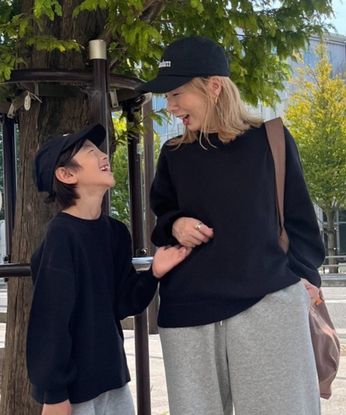 CIAOPANIC TYPY（チャオパニックティピー）の「【綿100％で洗える】【KIDS】(ジュニアサイズあり)スウェットライクニット（ニット/セーター・キッズ・ブルー/グリーン/ローズ/ブラック/チャコールグレー/ブラウン/ベージュ/レッド/オフホワイト/サックスブルー・SMALL/MEDIUM/LARGE/X-LARGE/XX-LARGE）」の20枚目の写真