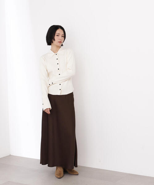 N.（N. Natural Beauty Basic）（エヌエヌナチュラルビューティーベーシック）の「ポロ襟フレアカフスニット（ニット/セーター・レディース・グリーン/ネイビー/オフホワイト・MEDIUM）」の6枚目の写真