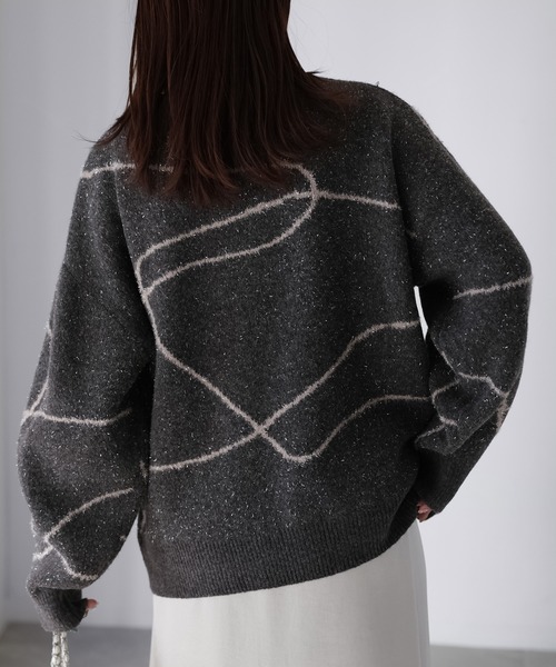 Riberry（リベリー）の「ニュアンスラインラメニット（ニット/セーター・レディース・ホワイト系/ブラウン系1/ブラウン系2/グレー系・FREE）」の12枚目の写真
