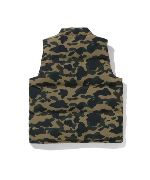 A BATHING APE(アベイシングエイプ)の「1ST CAMO REVERSIBLE DOWN VEST(ダウンベスト・メンズ・オレンジ/イエロー/グリーン・LARGE/X-LARGE/MEDIUM/SMALL/XX-LARGE)」の4枚目の写真