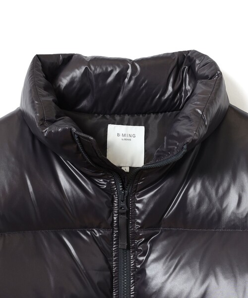 B:MING by BEAMS（ビーミングバイビームス）の「シレー スタンドカラー アライド ダウン ジャケット（ダウンジャケット/コート・メンズ・ブラック/チャコールグレー・L/M/S/XL）」の9枚目の写真