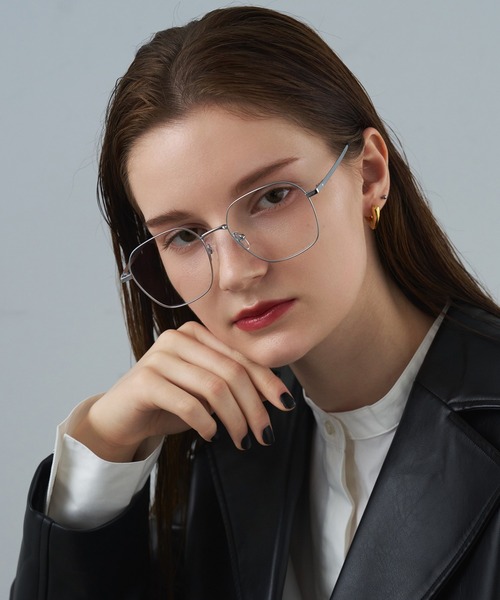 NUEF （ヌエフ）の「ウェリントン型｜クリアレンズ｜トレンド｜紫外線対策｜UVカット｜眼鏡｜NUEF｜（メガネ・レディース・ゴールド/シルバー・FREE）」の15枚目の写真