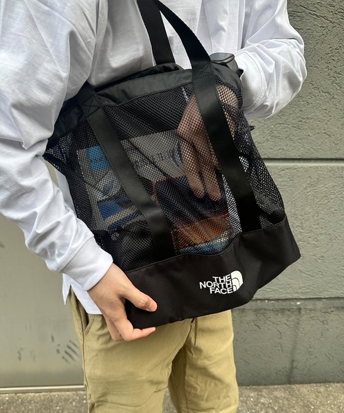 THE NORTH FACE(ザノースフェイス)の「THE NORTH FACE メンズ レディース WL MESH BAG メッシュ ポーチバッグ(ショルダーバッグ・レディース・ブラック・FREE)」の7枚目の写真