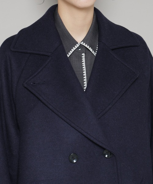 NANO universe（ナノユニバース）の「WooLoop コクーンダブルコート（チェスターコート・レディース・ライトベージュ/ネイビー/モカ・S/M）」の13枚目の写真