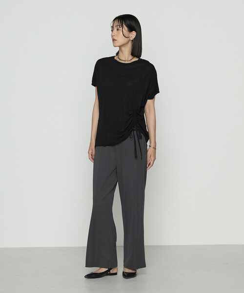 Gabardine K.T(ギャバジンケーティー)の「和紙ジャージー ドローイングTシャツ(Tシャツ/カットソー・レディース・ライトグレー/ダークブラウン/ブラック・9号/5号)」の8枚目の写真