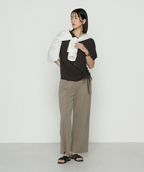 Gabardine K.T(ギャバジンケーティー)の「和紙ジャージー ドローイングTシャツ(Tシャツ/カットソー・レディース・ライトグレー/ダークブラウン/ブラック・9号/5号)」の14枚目の写真