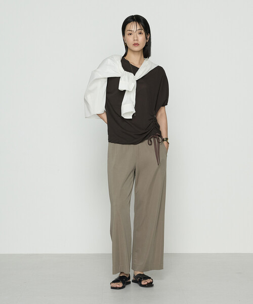 Gabardine K.T(ギャバジンケーティー)の「和紙ジャージー ドローイングTシャツ(Tシャツ/カットソー・レディース・ライトグレー/ダークブラウン/ブラック・9号/5号)」の15枚目の写真