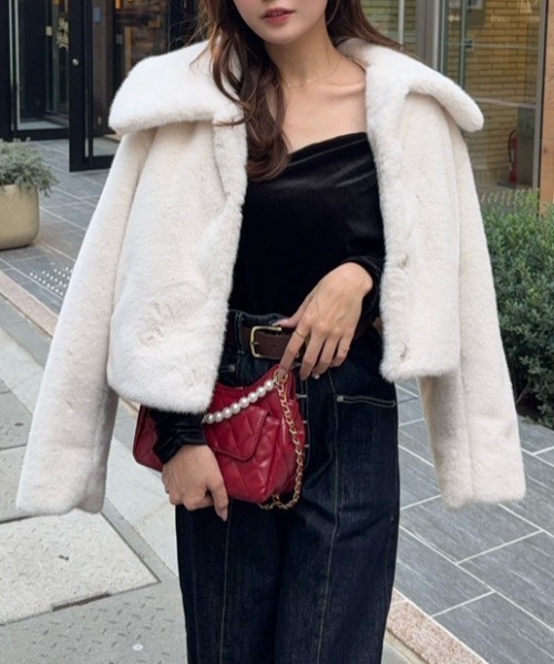 ショート丈ファージャケット 秋服 冬服（ダウンジャケット/コート