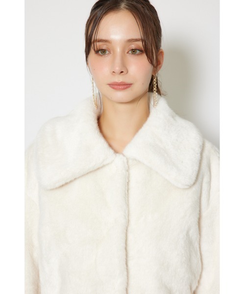 rienda ファーコート White 白 セール】ショート丈ファージャケット 秋服 冬服（ダウンジャケット