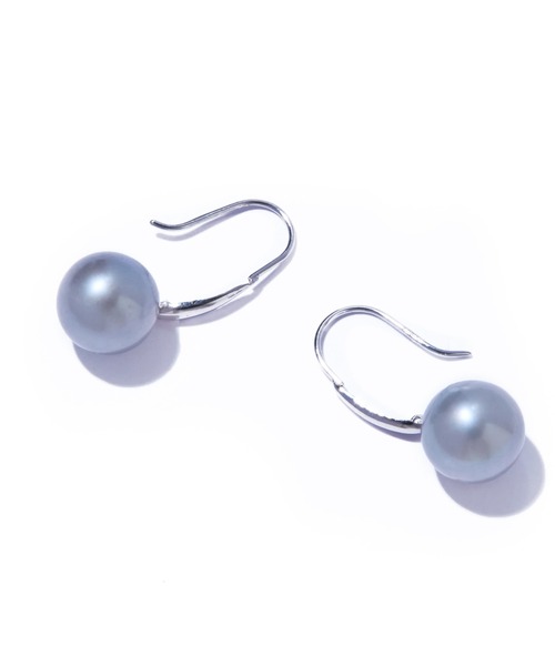 les bonbon(ルボンボン)の「【les bonbon】brume pearl hook pierce/ブリュム パール フック ピアス(ピアス(両耳用)・レディース・ホワイトゴールド・FREE)」の2枚目の写真