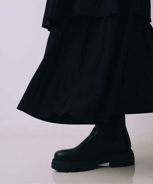 SELFIST(セルフィスト)の「アシメティアードスカート 秋服 冬服 ウエストゴム(スカート・レディース・アイボリー/ブラック・フリー)」の11枚目の写真