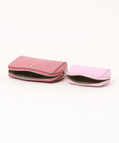 FURLA(フルラ)の「フルラ カメリア (Furla Camelia) コスメティックケースセット(ポーチ・レディース・マスタード/ブルー系その他/ライトオリーブ/グリーン/イエロー系その他/ブラック系その他/ピンク・ONE SIZE)」の19枚目の写真