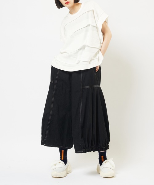 gomme（ゴム）の「ヘムギャザーデニムパンツ（デニムパンツ・レディース・ブラック/インディゴブルー・MEDIUM）」の3枚目の写真