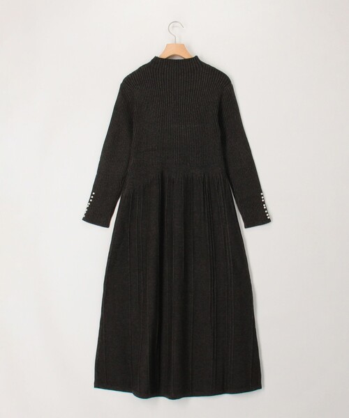 MICO COULIER（ミコクリエ）の「袖口パール付きニットワンピース（ワンピース・レディース・ブラウン/チャコールグレー・38）」の12枚目の写真