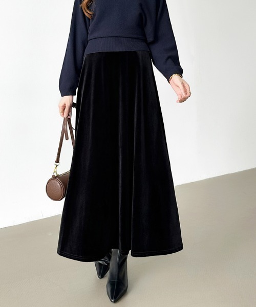 COCOMOMO（ココモモ）の「大人上品な光沢を纏う ベロアスカート ロング フレアスカート ベロア スカート ロングスカート オケージョン パーティー 秋服 冬服（スカート・レディース・ブラック/ブラウン・M/L）」の11枚目の写真