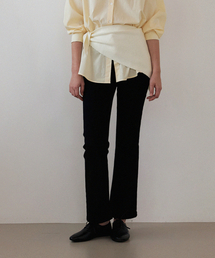 HANE（ハネ）の「[10部丈] スリムフレアパンツ_ブラック（デニムパンツ）」