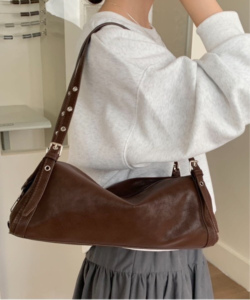 FINEnough(ファインナフ)の「サイドシルバーストラップハトメショルダーバッグ(ショルダーバッグ・レディース・ブラウン/キャメル/ブラック/アイボリー・FREE)」の18枚目の写真