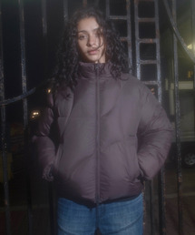 ERTR（イーアールティーアール）の「Asymmetric Puffer Jacket Brown（ダウンベスト）」