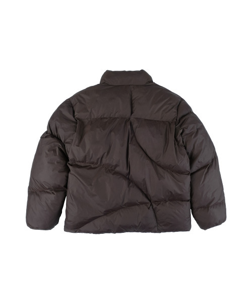 ERTR（イーアールティーアール）の「Asymmetric Puffer Jacket Brown（ダウンベスト・レディース・その他・SMALL/LARGE）」の2枚目の写真